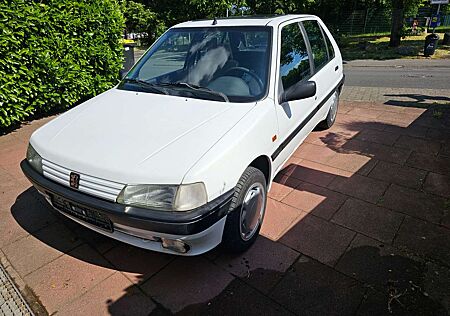 Peugeot 106 XT