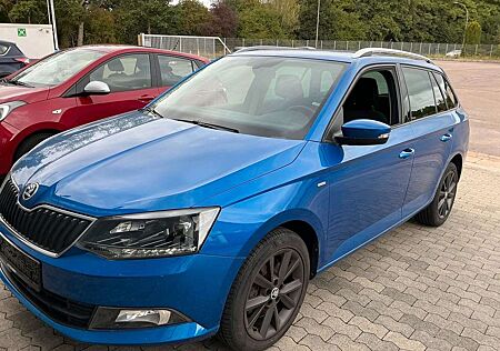 Skoda Fabia Combi Clever DSG+SITZHZG+PDC+DAB+ACC