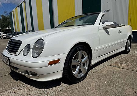 Mercedes-Benz CLK 320 CLK 320Cabrio 2.Ha-Leder-Klimaaut-Tüv-top Zust