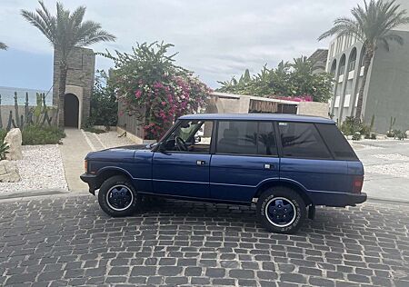 Land Rover Range Rover LSEi in Navy blue mit Sattelbraunem Leder