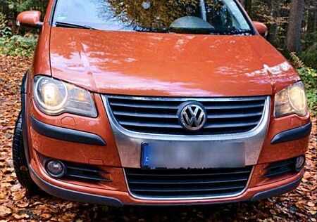 VW Touran Volkswagen 1.4 TSI Cross