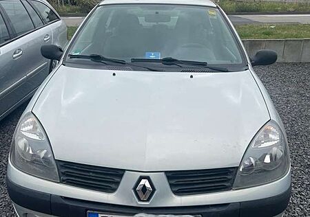 Renault Clio 1.2Oasis