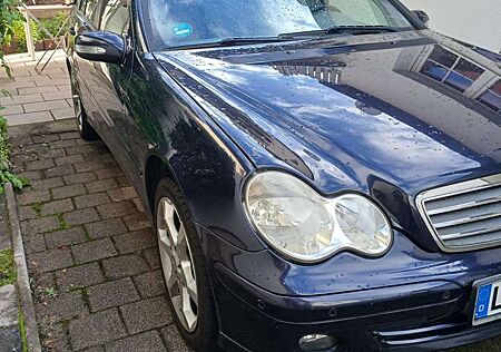 Mercedes-Benz C 180 T Kompressor (203.246)