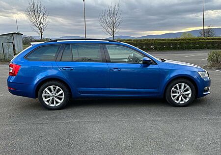 Skoda Octavia Combi 1.6 TDI DSG Ambition