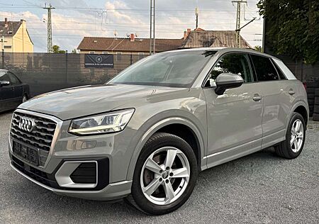 Audi Q2 SPORT ULTRA / AUTOMATIK / 1 HAND /TOP ZUSTAND