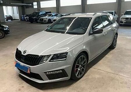 Skoda Octavia Combi RS 245+Kamera+App+Navi+DSG+