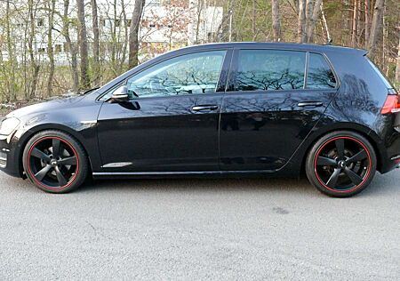 VW Golf Volkswagen 2.0 BlueTDI DSG Cup