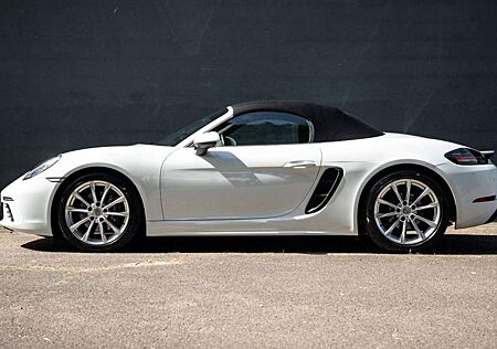 Porsche 718 Boxster