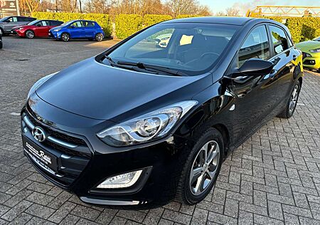 Hyundai i30 1.4 YES! 2WD | Klima | Radio | SHZ