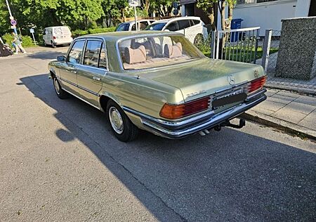 Mercedes-Benz 280 SE