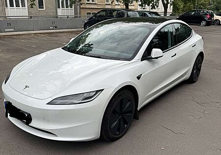 Tesla Model 3 Langstreckenbatt. Allradantrieb Dual Motor