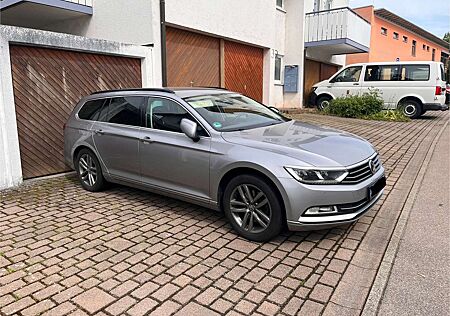 VW Passat Variant Volkswagen DSG, AHK, Standhz., CarPlay