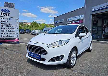 Ford Fiesta Titanium Benzin *KLIMA*SHZ*WINPAK*TEL*USB