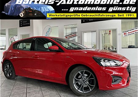 Ford Focus 1.5 EcoBoost ST-Line, LED, HUD, Kamera