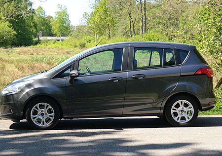 Ford B-Max B-MAX 1.0 EcoBoost SYNC Edition AHK
