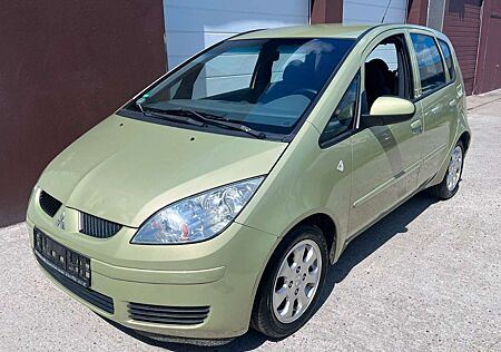 Mitsubishi Colt CZ3 5-trg. 1.3 Invite *1. Hand*