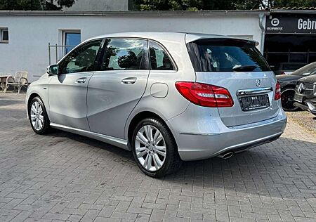 Mercedes-Benz B 200 Sportpaket Klima*Kamera*1.Hand