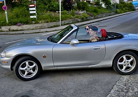 Mazda MX-5 1.6i 16V 4 Season
