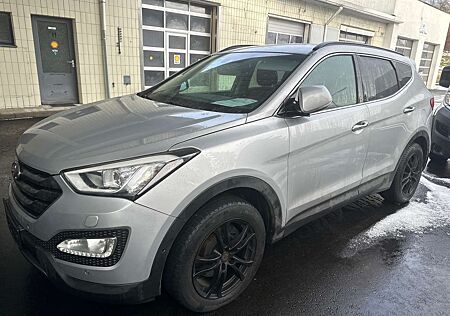 Hyundai Santa Fe Diesel 2.2 CRDI 4WD Automatik Premium