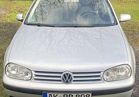 VW Golf Volkswagen 1.6 Automatik