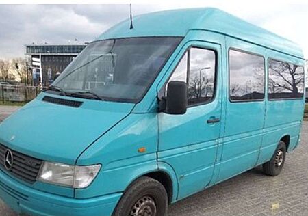 Mercedes-Benz Sprinter SUCHE MERCEDES BENZ SPRINTRER 208D 212 312