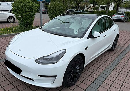 Tesla Model 3 Langstreckenbatt. Allradantrieb Dual Motor