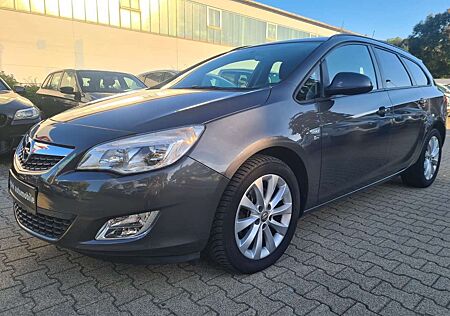 Opel Astra J Sports Tourer 150 Jahre