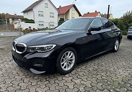 BMW 320 d M Sport Paket*ACC*AHK*LiveCo