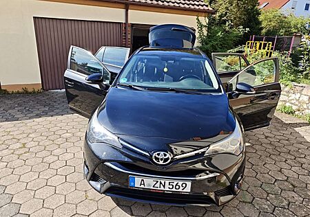 Toyota Avensis Touring Sports 1.6 D-4D Business Edition