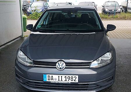 VW Golf Volkswagen 1.6 TDI (BlueMotion Technology) Trendline