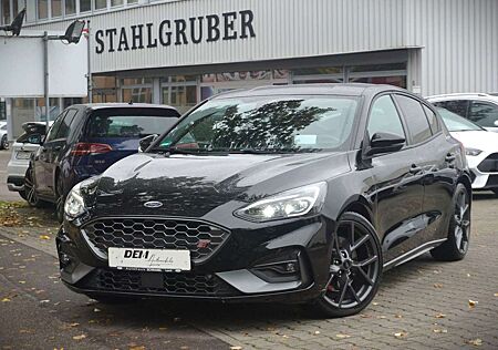Ford Focus Lim. ST / R-Kam./ ACC / HUD / 1.HD /