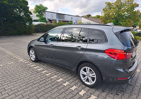BMW 220i 220 Grandtourer 7 Sitzer Luxery line