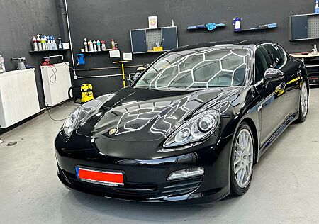 Porsche Panamera S