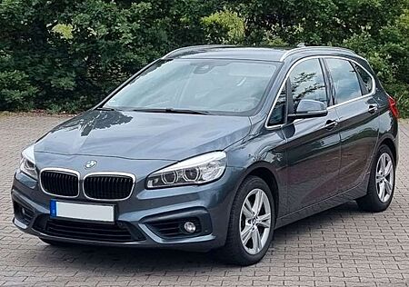 BMW 218 i Active Tourer Advantage*AHK*LED*SZH*Navi