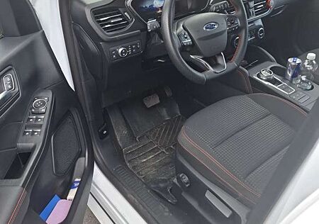 Ford Kuga 2.5 Duratec FHEV ST-LINE