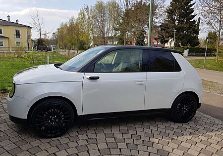 Honda e Advance-Paket