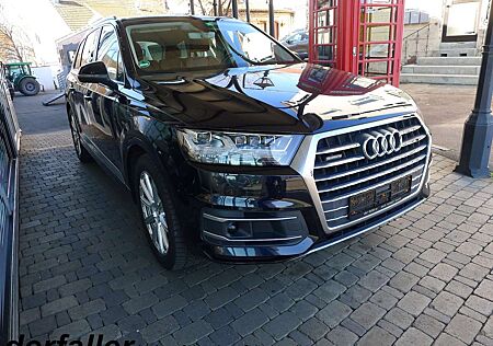 Audi Q7 3,0 TDi quattro 8-fach bereift