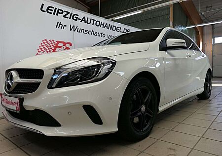 Mercedes-Benz A 180 BlueEfficiency*NAV*PDC*SHZ*TEL*