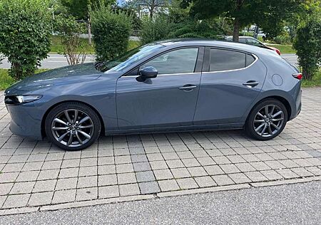 Mazda 3 2.0 SKYACTIV-G M-Hybrid