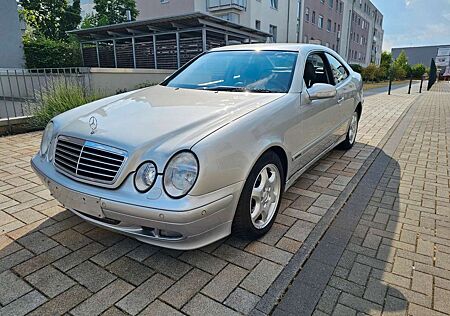 Mercedes-Benz CLK 320 Coupe Automatik Leder Klima Alufelgen