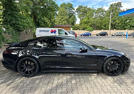 Porsche Panamera 4S