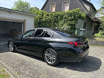 BMW 520 BMW 520d G30 Mild-Hybrid – Vollausstattung – Werks