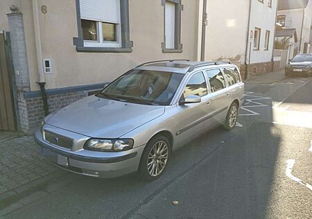 Volvo V70 2.5 Bi-Fuel