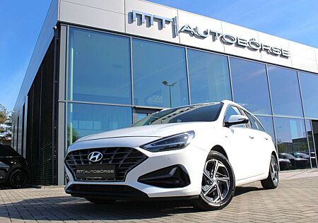 Hyundai i30 CW 1.6 CRDi MHD *TREND* NAVI+LED+KAM+8-FACH!