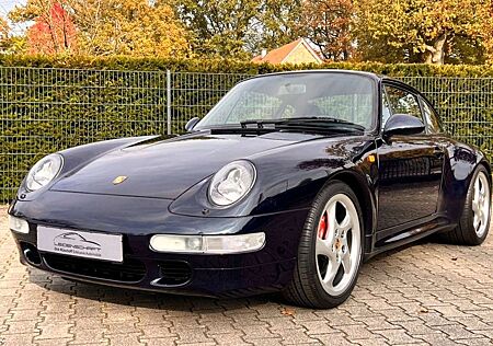 Porsche 993 Carrera 4S Coupé