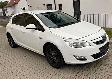 Opel Astra gebraucht kaufen Opel Astra J Lim. 5-trg. Design Edition