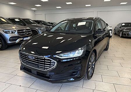 Ford Focus Titanium*ACC*LED*CarPlay*Cam*Navi*SHZ*PDC*