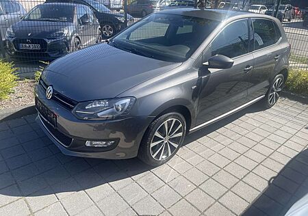 VW Polo Volkswagen Life