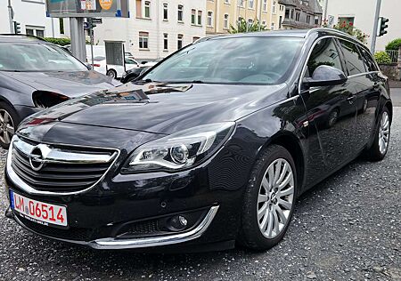 Opel Insignia Innovation/Euro6/Navi/AHK/8Alus/Bi-Xenon/LED/RFK