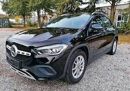 Mercedes-Benz GLA 200 d DAB+,Kam,K-Go,LED,1.Hd,MB Service,+WR